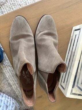 Seychelles Taupe Suede Slip-On Booties